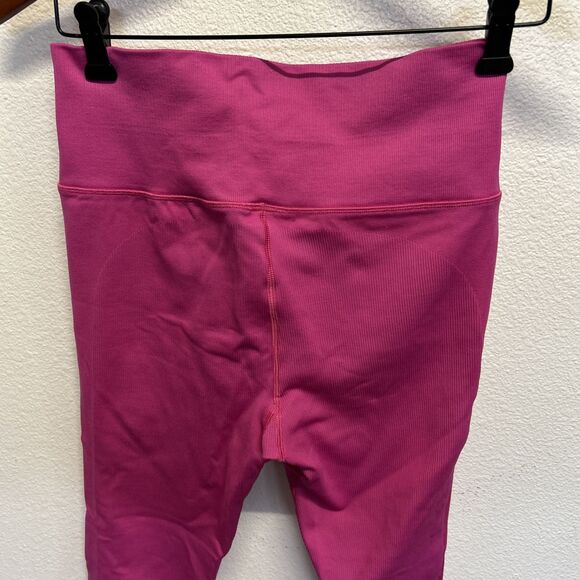 Athleta Hot Pink Aurora Seamless Ribbed High Rise Tight Leggings Large - Picture 2 of 15